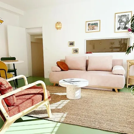 Petite Maison A La Tour Eiffel - Flat-guest דירה פריז