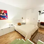 Petite Maison A La Tour Eiffel - Flat-guest * París